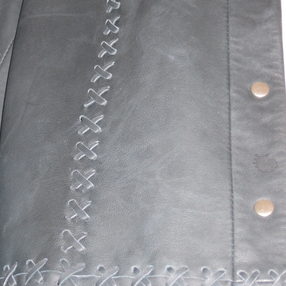 100% Genuine Black Leather Jacket - Picture 5 of 8